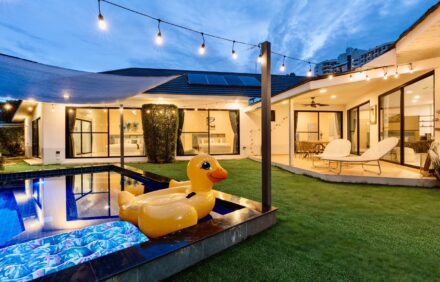 Villa Aura – Vibrant Pool Villa 3BR En-Suite King Beds